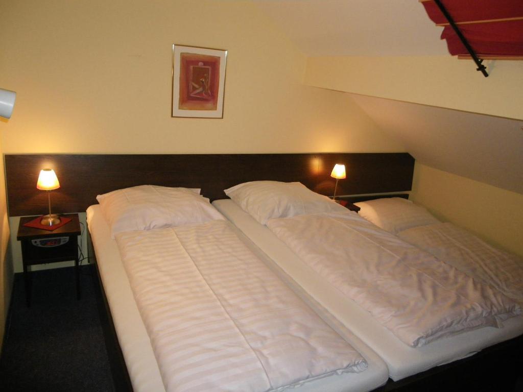 Hotel Amy Regensburg Luaran gambar